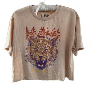 Def Leppard Rock of Ages cropped tee XL new without tags